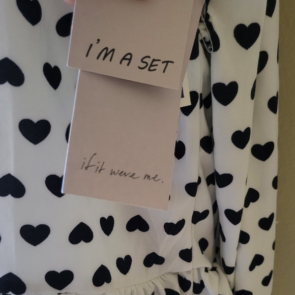 Flowy Lettuce Trim Heart Pajama Set - Picture 6 of 6